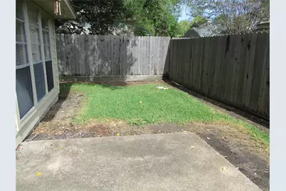 10834 Sugar Hill Drive #B, Houston, TX 77042 - Photo 17