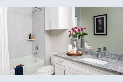 2425 Bell Street #2302, Houston, TX 77003 - Photo 9