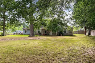 1015 Mitchell St, Sour Lake, TX 77659 - Photo 17