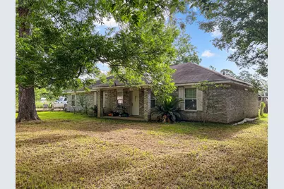 1015 Mitchell Street, Sour Lake, TX 77659 - Photo 1