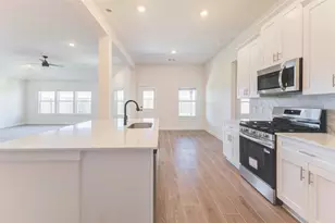6310 Parlor Palm Dr, Manvel, TX 77578 - Photo 9