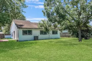 14110 Towne Way Dr, Sugar Land, TX 77498 - Photo 11