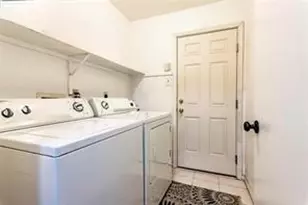 16206 Ruffian Dr, Friendswood, TX 77546 - Photo 17
