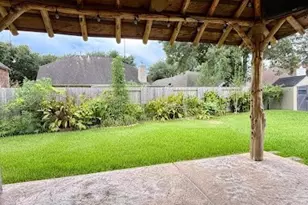 16206 Ruffian Dr, Friendswood, TX 77546 - Photo 19