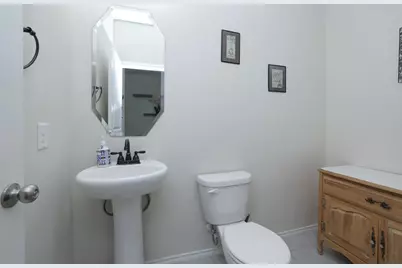 4422 Windmill Run Drive, Houston, TX 77069 - Photo 9