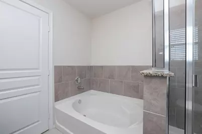 4422 Windmill Run Drive, Houston, TX 77069 - Photo 25