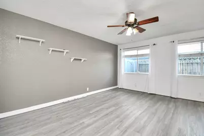 11002 Hammerly Boulevard #12, Houston, TX 77043 - Photo 5