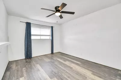 11002 Hammerly Boulevard #12, Houston, TX 77043 - Photo 21