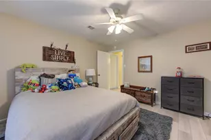 13 S Skimmer St, La Marque, TX 77568 - Photo 25