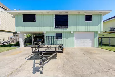 13 S Skimmer Street, La Marque, TX 77568 - Photo 1