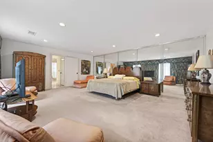 8103 Lake Edge Ct, Houston, TX 77071 - Photo 25