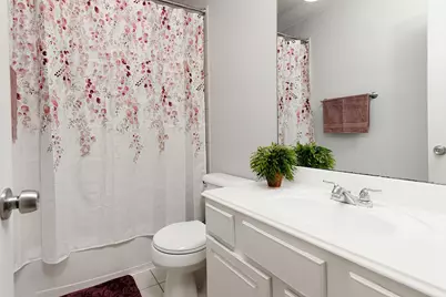 131 S Spinning Wheel Circle, The Woodlands, TX 77382 - Photo 23