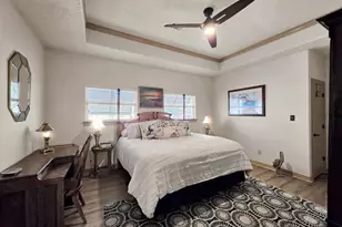 1101 Fountain View Dr, Crystal Beach, TX 77650 - Photo 37