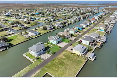 1101 Fountain View Drive, Crystal Beach, TX 77650 - Photo 45