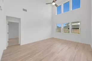 3321 Wickfield Pass Ln, League City, TX 77573 - Photo 9