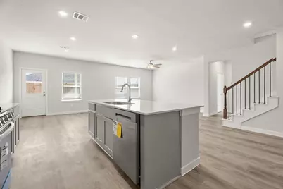 755 Woodhaven Lakes Drive, La Marque, TX 77568 - Photo 9