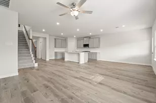 755 Woodhaven Lks Dr, La Marque, TX 77568 - Photo 11