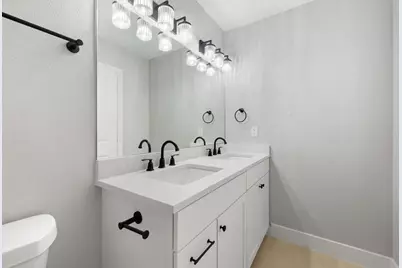 1328 Green Briar Drive, Huntsville, TX 77340 - Photo 29