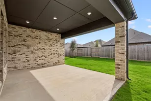 12323 Palmetto Dr, Mont Belvieu, TX 77523 - Photo 7