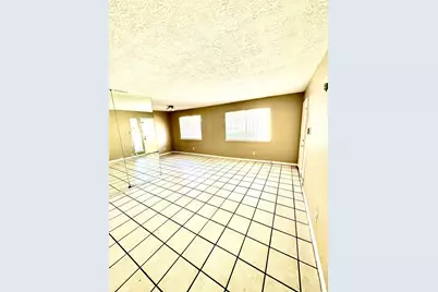 5668 Birchmont Drive #2, Houston, TX 77091 - Photo 5