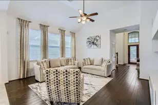 19251 N Cottonwood Green Ln, Cypress, TX 77433 - Photo 5