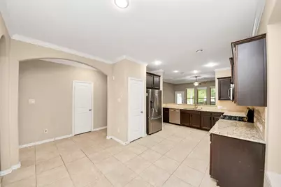 8227 Broadleaf Avenue, Baytown, TX 77521 - Photo 9