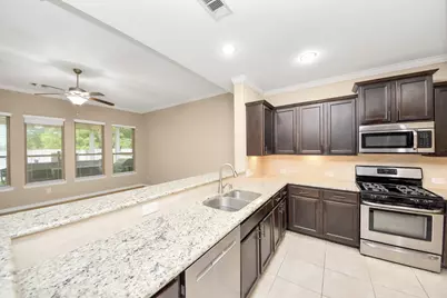 8227 Broadleaf Avenue, Baytown, TX 77521 - Photo 11