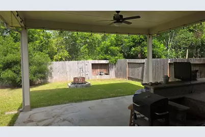 8227 Broadleaf Avenue, Baytown, TX 77521 - Photo 25