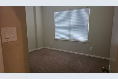 8227 Broadleaf Avenue, Baytown, TX 77521 - Photo 23