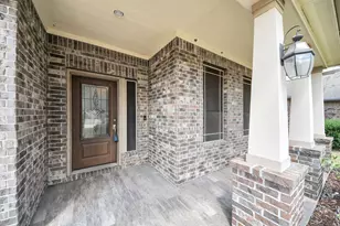 8227 Broadleaf Ave, Baytown, TX 77521 - Photo 3