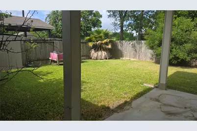 8227 Broadleaf Avenue, Baytown, TX 77521 - Photo 27