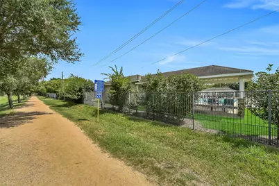 12326 Brandywyne Drive, Houston, TX 77077 - Photo 33