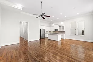 5621 Cohn Meadows Ln, Houston, TX 77007 - Photo 5