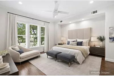 5621 Cohn Meadows Lane, Houston, TX 77007 - Photo 11
