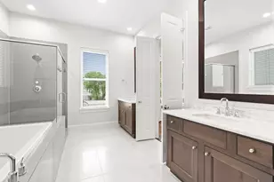 5621 Cohn Meadows Ln, Houston, TX 77007 - Photo 13