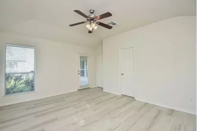 9511 Lakeway View Lane, Humble, TX 77396 - Photo 13