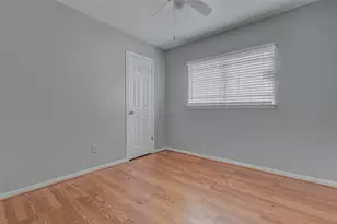 13211 Sharpbill Dr, Houston, TX 77083 - Photo 17