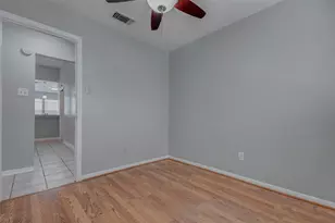 13211 Sharpbill Dr, Houston, TX 77083 - Photo 19