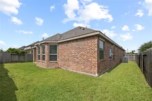 9811 Camellia Gardens Dr, Richmond, TX 77407 - Photo 11