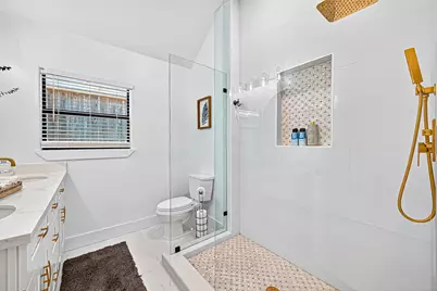 5121 Locust Street, Bellaire, TX 77401 - Photo 33