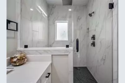 8119 Venus Street #B, Houston, TX 77088 - Photo 11