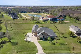 8703 Majesty Ln, Richmond, TX 77469 - Photo 5