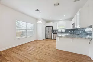 701 E 40th St, Houston, TX 77022 - Photo 7