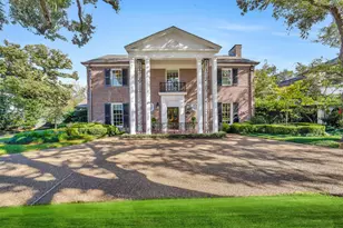 2033 Claremont Ln, Houston, TX 77019 - Photo 3