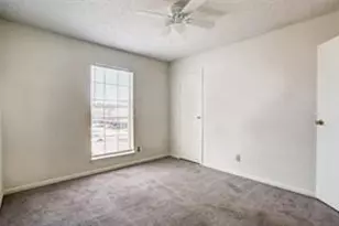 10615 Briar Forest Dr, Houston, TX 77042 - Photo 15