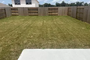 9445 Beryl Ln, Conroe, TX 77303 - Photo 17
