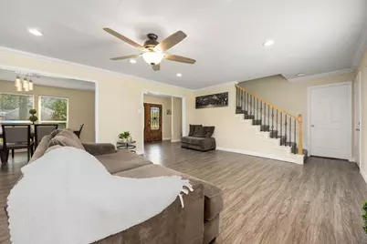 12906 Campos Drive, Houston, TX 77065 - Photo 11