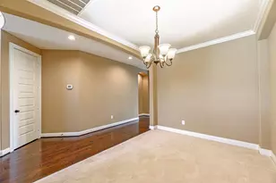 4607 Rockton Hills Ln, Sugar Land, TX 77479 - Photo 9