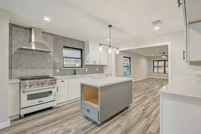 2111 Nina Lee Lane, Houston, TX 77018 - Photo 17