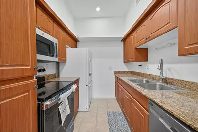 4041 Drake Street #203, Houston, TX 77005 - Photo 9
